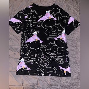 Walt Disney world Ursula t shirt